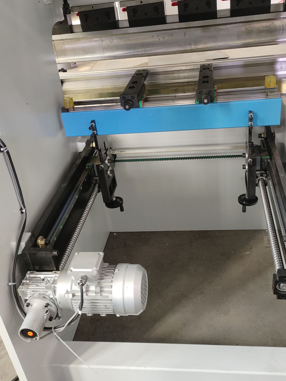 Automatische 1200-mm-CNC-Kraft – Power Tools Hydraulic Bewertung und Preis